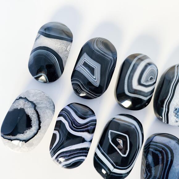 Black Agate Palm Stone Protection Crystal - Picture 3 of 10